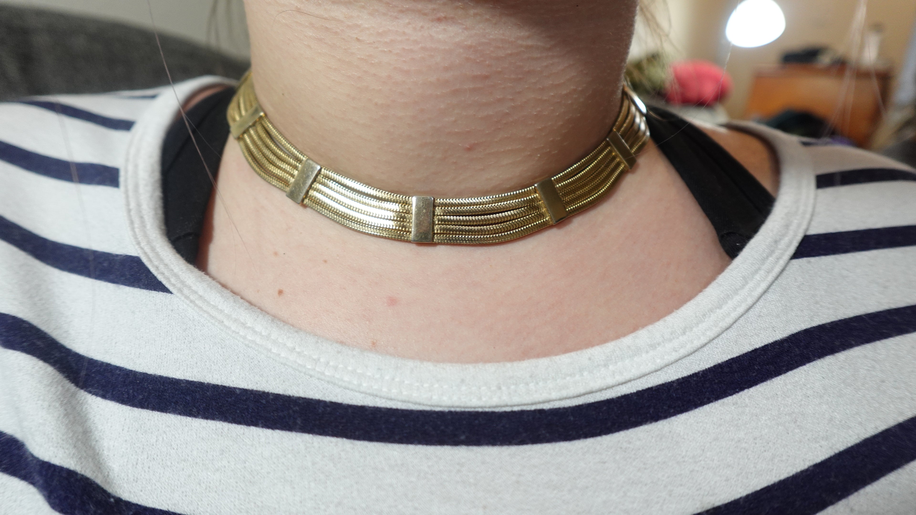Vintage Gold Toned Choker Necklace 16In