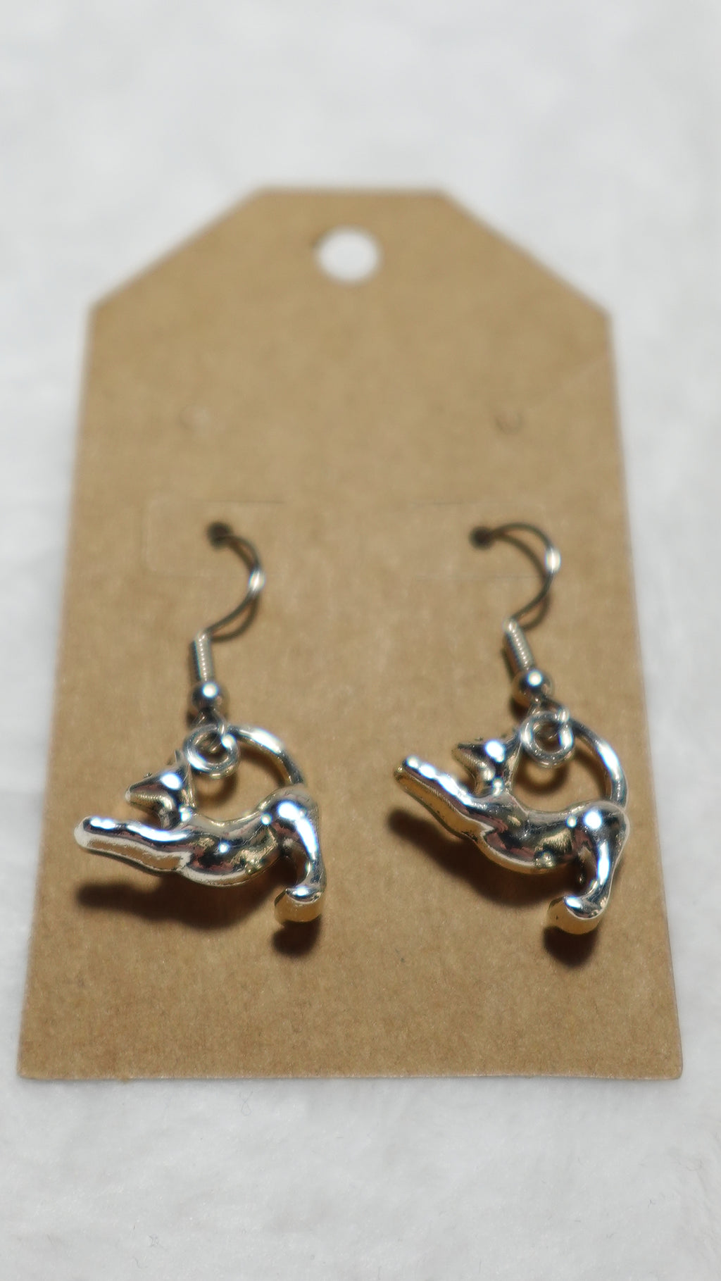 Stretching cat earrings